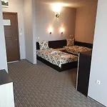Хотел Силвер 3* Golden Sands