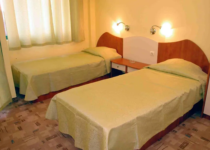 Silver 3* غولدن ساندز