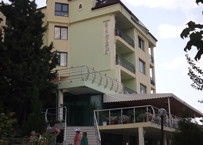 Silver فندق غولدن ساندز